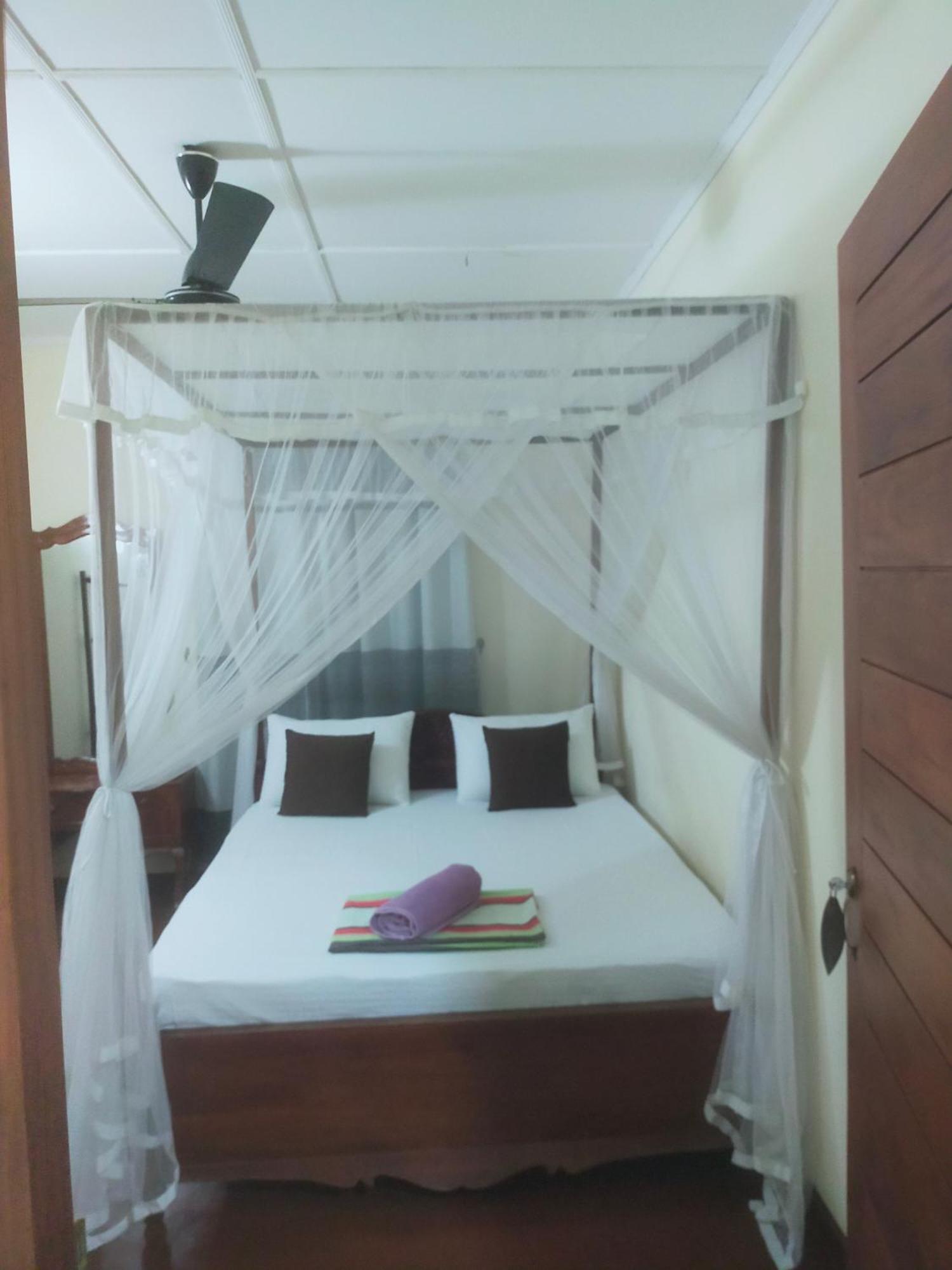 Lasindu Guest Ahangama Luaran gambar