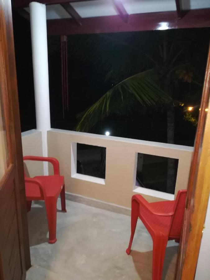 Lasindu Guest Ahangama Luaran gambar